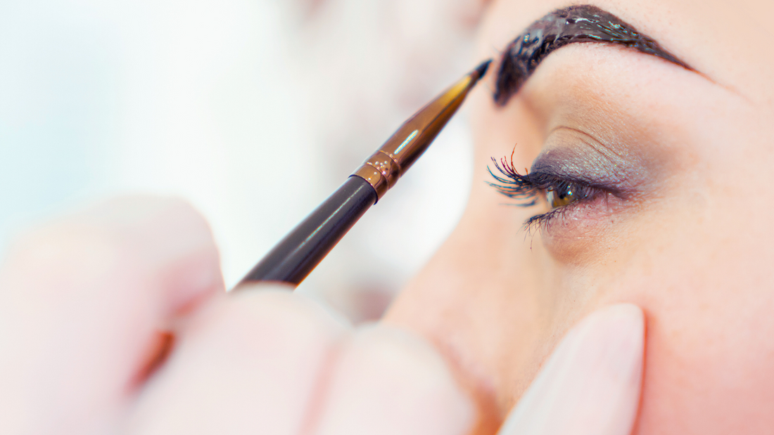 Traditional, Henna or Hybrid Brow Tint? Discover the Differences