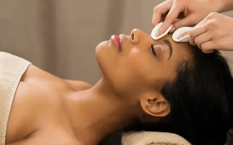 Preventing and correcting a patchy henna brow result – Marie-José